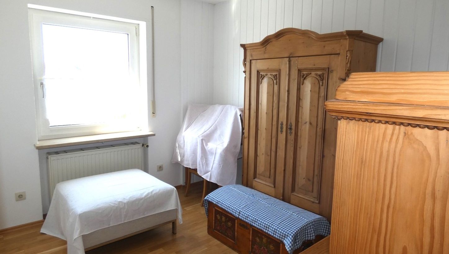 Ideal für nahezu jede Lebenssituation: Reihenendhaus in guter Dillinger Wohnlage
