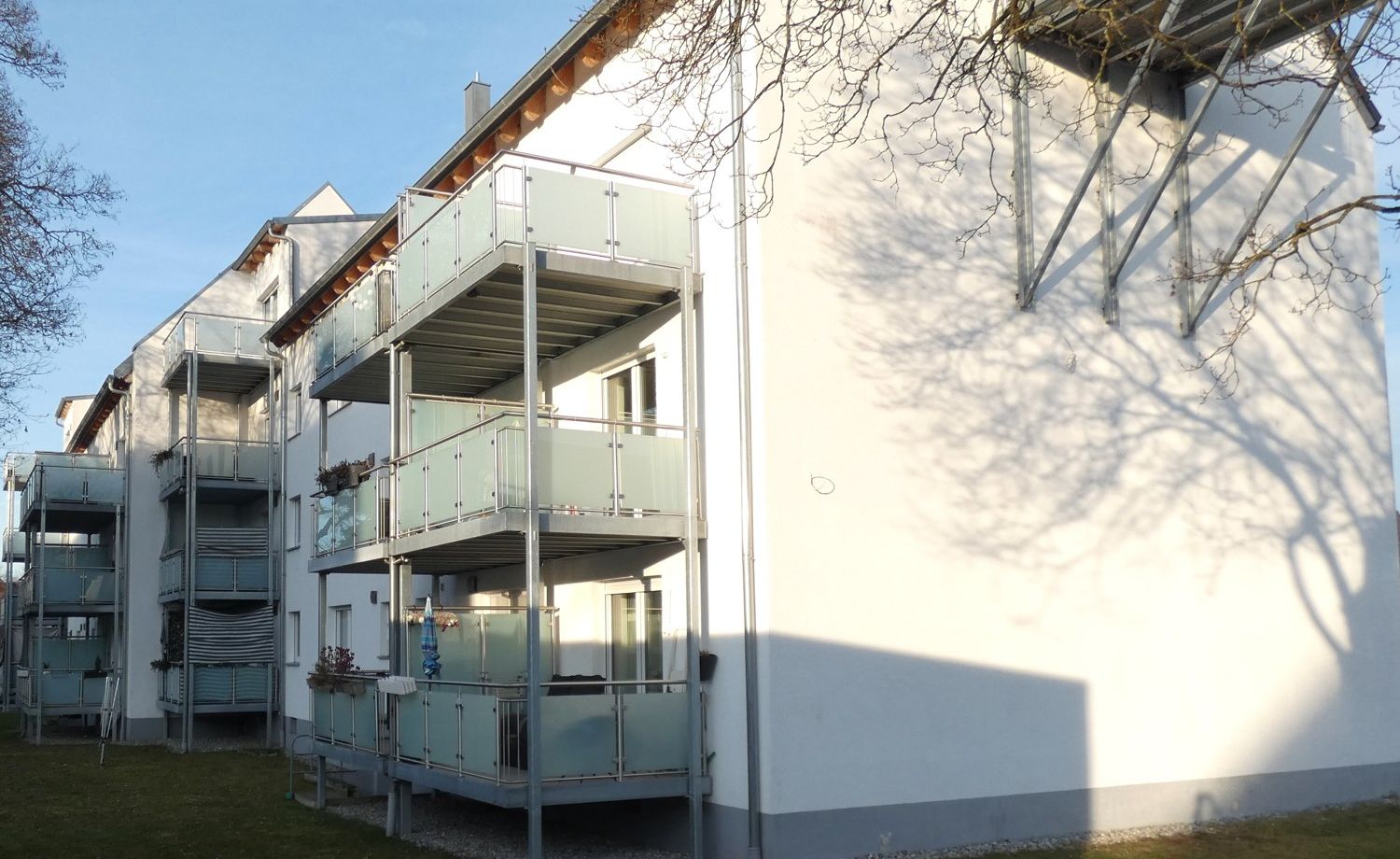 Kapitalanleger aufgepasst! Gemütliche 4-Zimmer-Wohnung  in angenehmer Dillinger Wohnlage