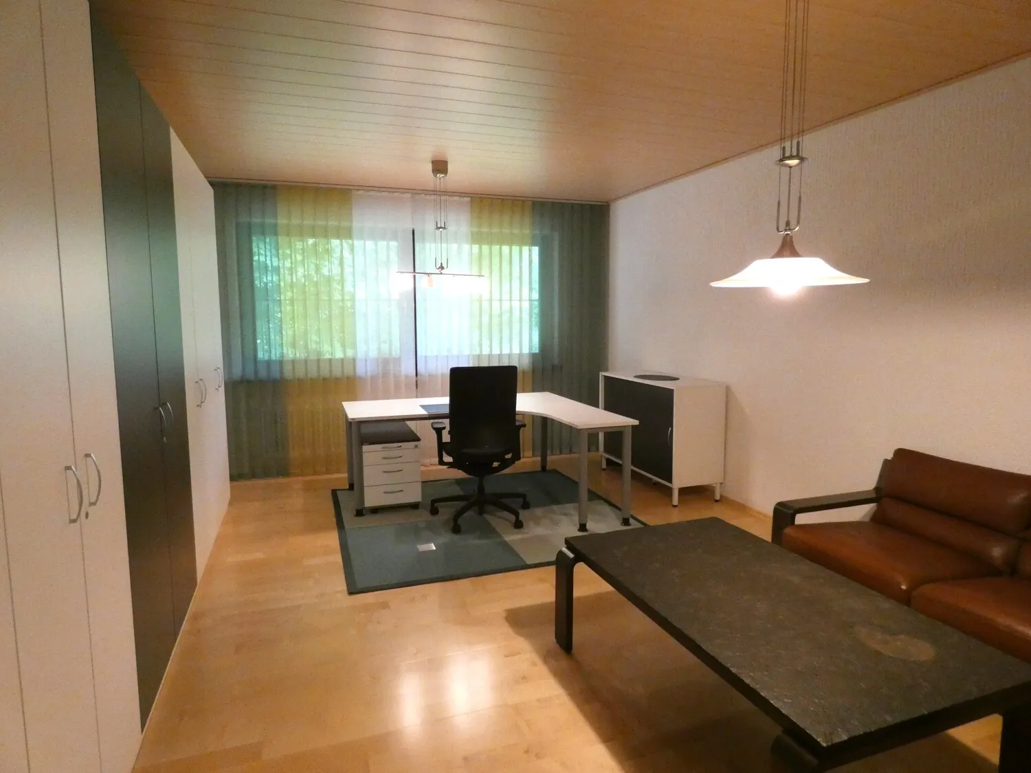 Eindrucksvolles Anwesen in naturnaher Lage