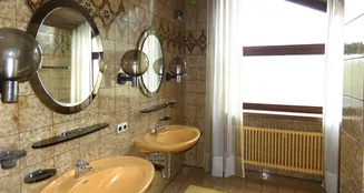 von_poll_real_estate_property_25348022_image_8