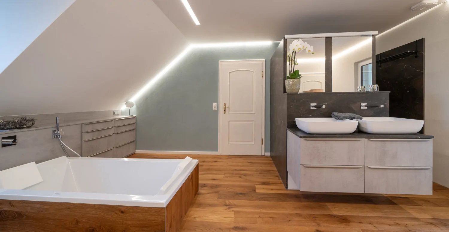 Privatsphäre und Lebensqualität in repräsentativer zentrumsnaher Dillinger Wohnlage