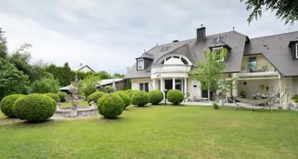 von_poll_real_estate_property_25348014_image_0