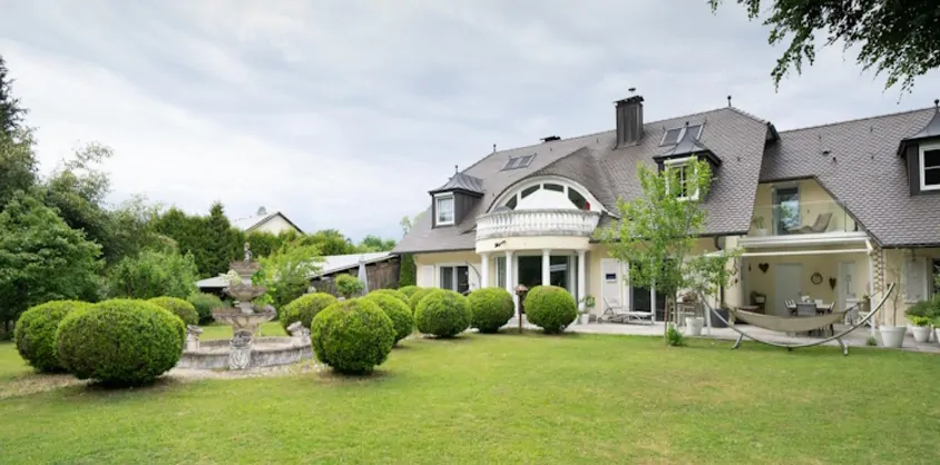 von Poll Immobilien GmbH