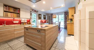 von_poll_real_estate_property_25348014_image_2