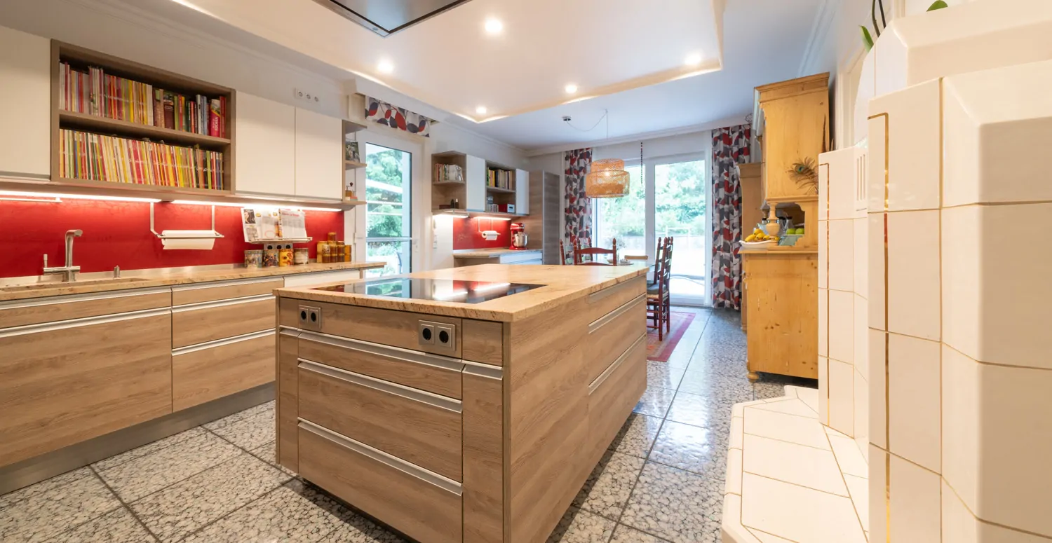 Privatsphäre und Lebensqualität in repräsentativer zentrumsnaher Dillinger Wohnlage