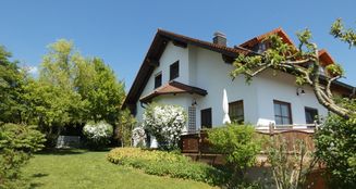 von_poll_real_estate_property_25348012_image_0