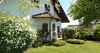von_poll_real_estate_property_25348012_image_1