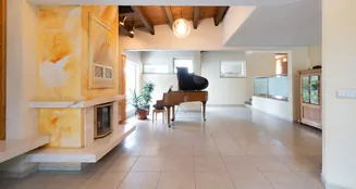 von_poll_real_estate_property_25348019_image_3