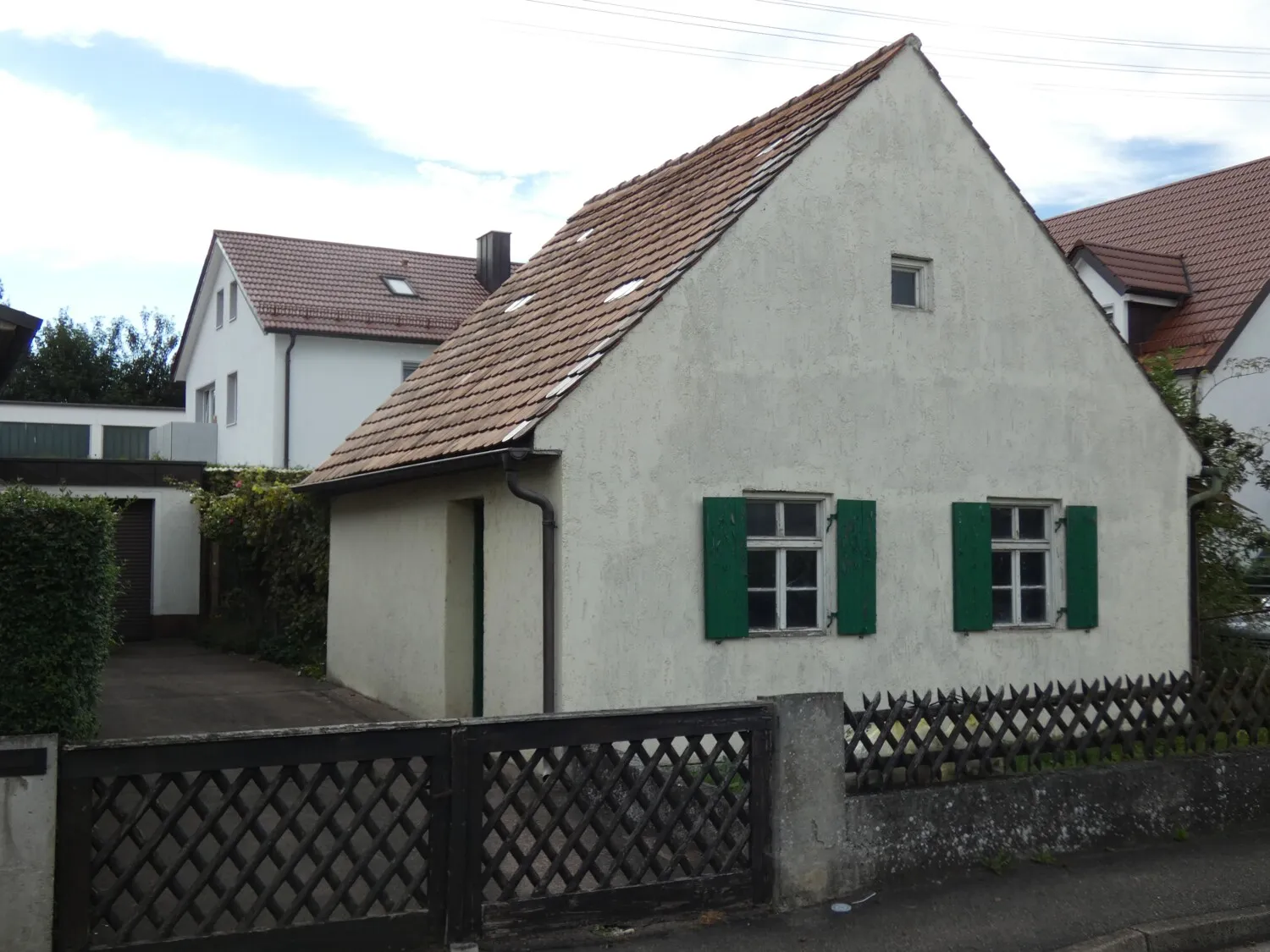 Charmantes Einfamilienhaus in beliebter Wohnlage in Dillingen-Hausen mit viel Potenzial