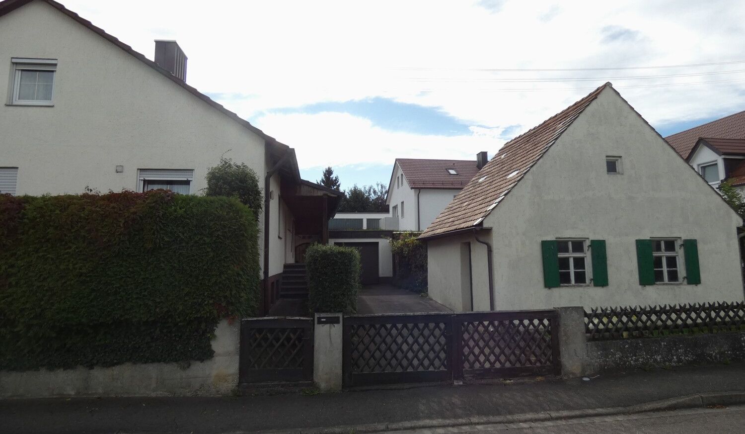 Charmantes Einfamilienhaus in beliebter Wohnlage in Dillingen-Hausen mit viel Potenzial