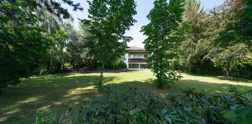 von Poll Immobilien GmbH