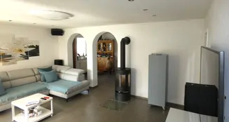 von_poll_real_estate_property_25348027_image_9