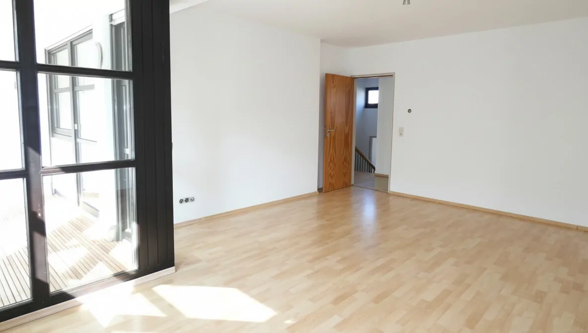 Reihenmittelhaus in Bestlage von Dillingen mit unverbaubarem Blick