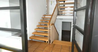 von_poll_real_estate_property_25348029_image_7