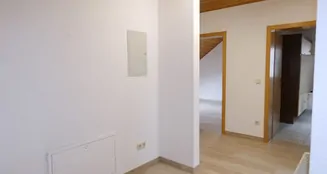 von_poll_real_estate_property_25348031_image_1