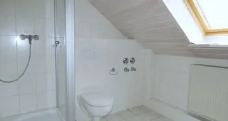 von_poll_real_estate_property_25348031_image_4