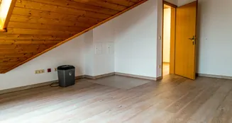 von_poll_real_estate_property_25348031_image_8