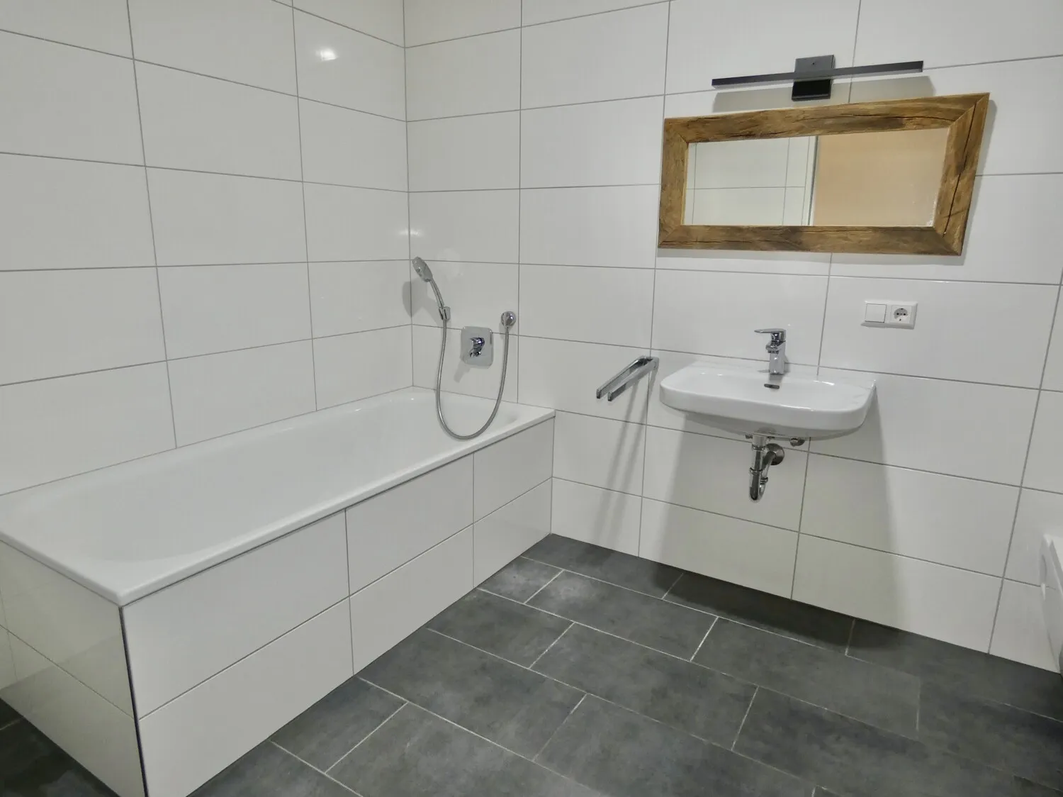 Stilvolle 2-Zimmer-Wohnung im Herzen von Lauingen - offen, hell & modern