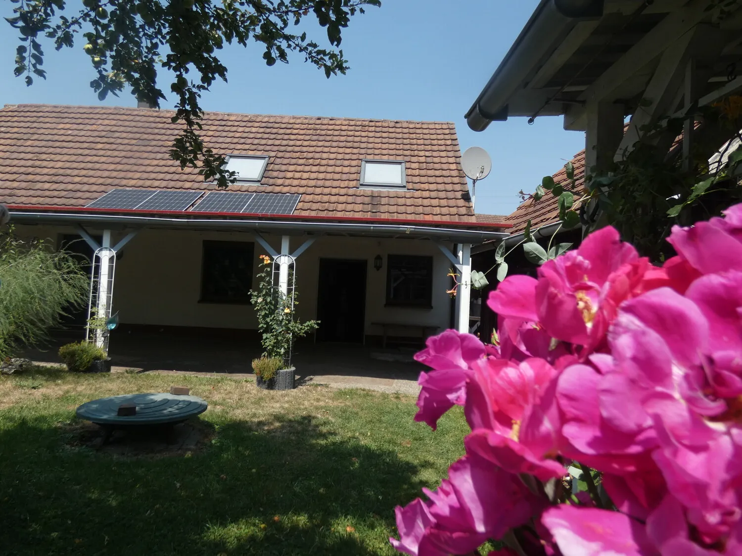 Historisches und gemütliches Einfamilienhaus mit großem Garten