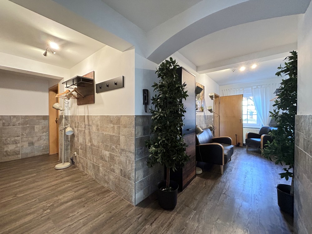 Wohnungsflur der 4-Zimmer Erdgeschosswohnung