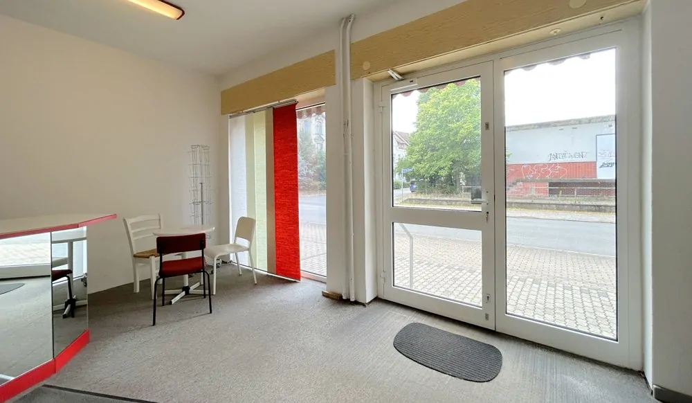 Verkaufsraum mit separatem Zugang