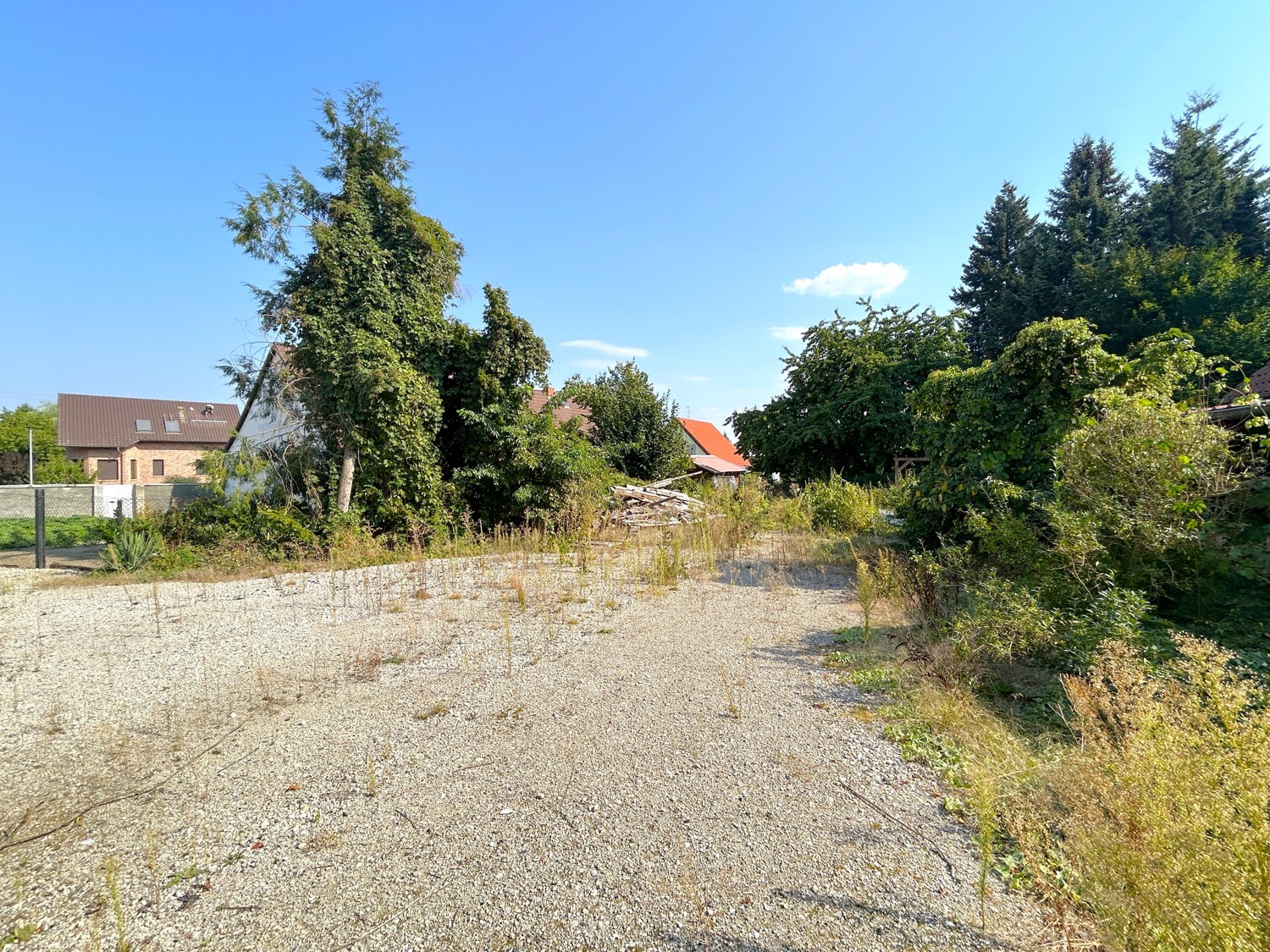 Attraktives Baugrundstück mit positiver Bauvoranfrage am Stadtrand