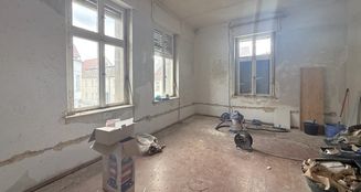 von_poll_real_estate_property_25165029_image_8
