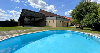 von_poll_real_estate_property_24165034_image_24