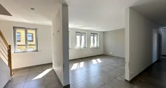 von_poll_real_estate_property_24165055_image_8