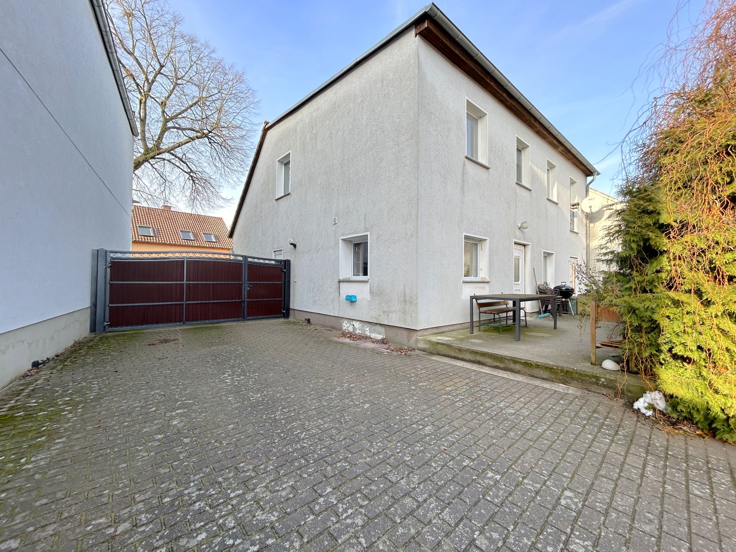 Wohnhaus mit ca. 162 m² Wohnfläche