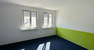 von_poll_real_estate_property_24165055EFH_image_10