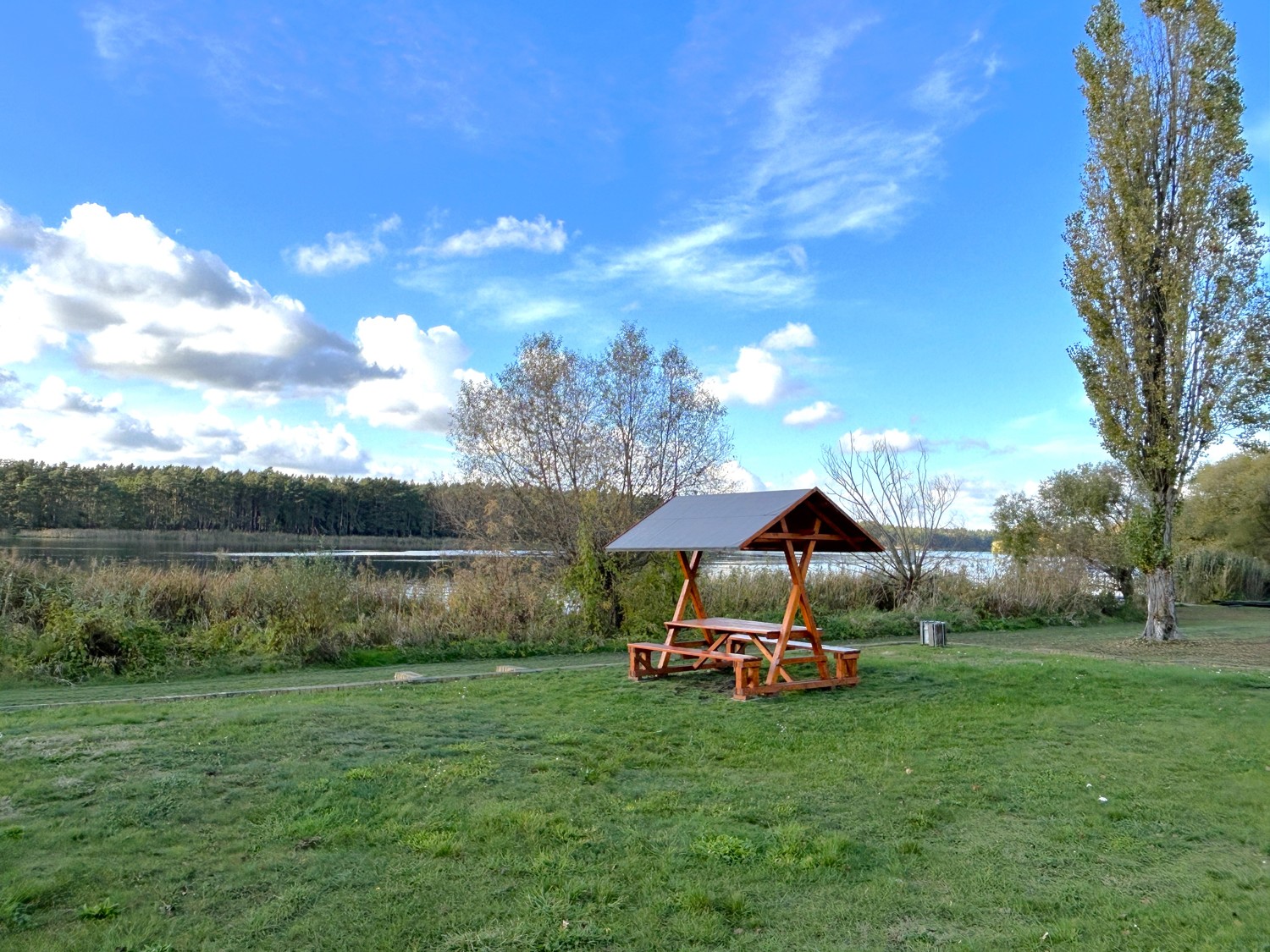 Erholungsfläche am Ufer der Havel