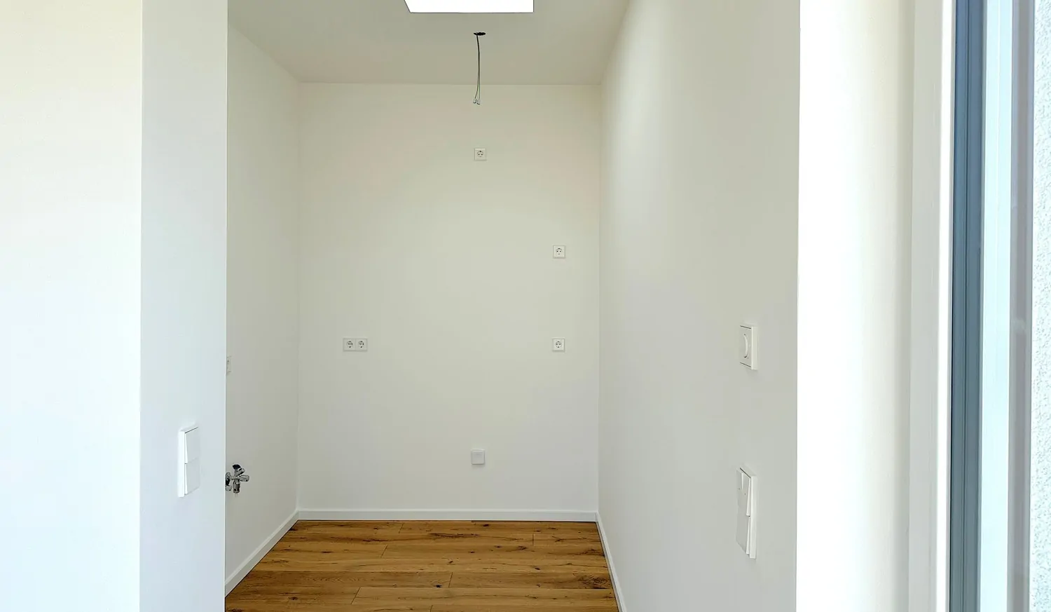 offene Küche mit Oberlicht