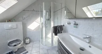 von_poll_real_estate_property_25165013_image_15