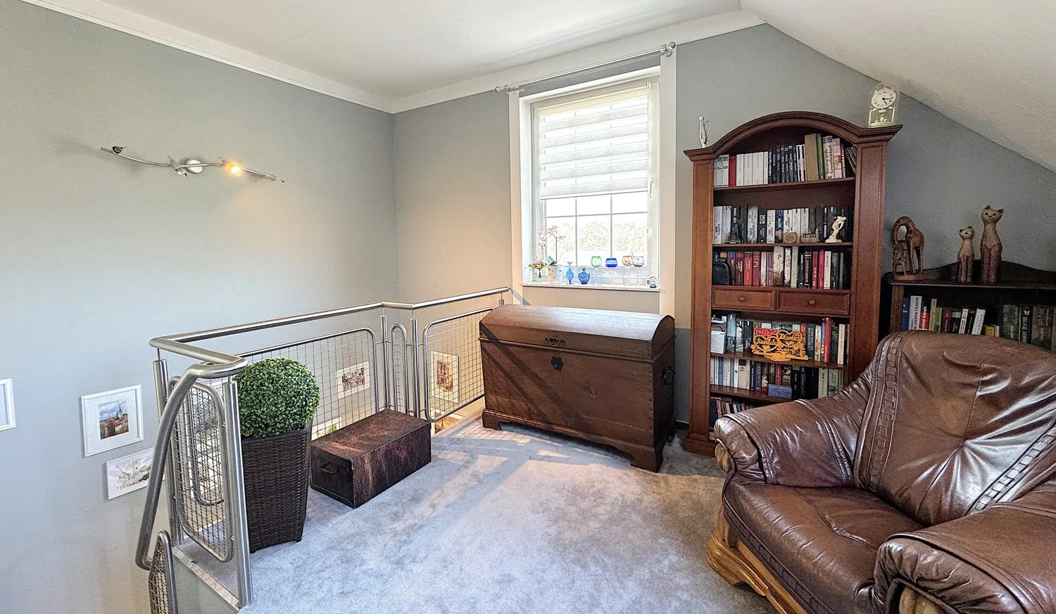 gemütlicher Flur im Dachgeschoss