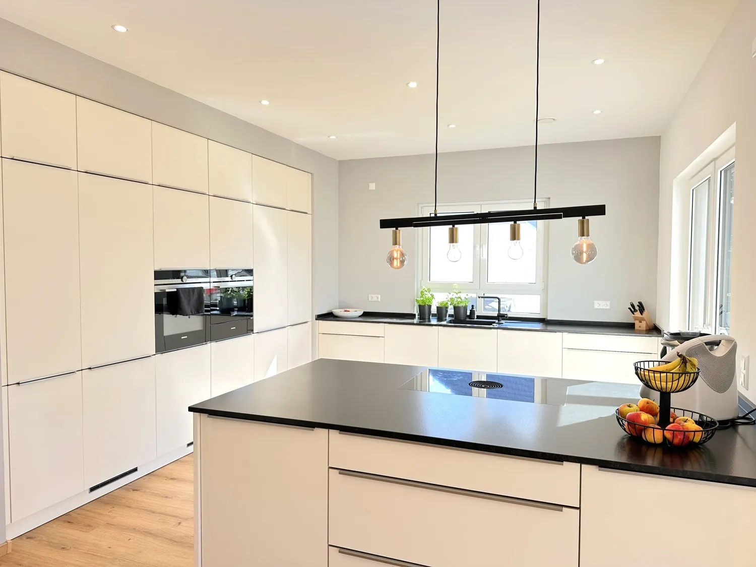 hochwertige Einbauküche