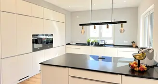 von_poll_real_estate_property_25165026_image_7