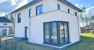 von_poll_real_estate_property_25165026_image_1