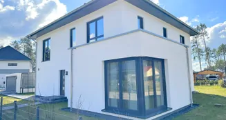 von_poll_real_estate_property_25165026_image_1