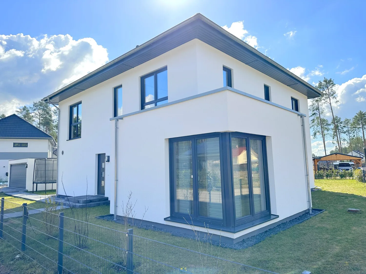 Exklusive Stadtvilla mit 7 Zimmern
*PROVISIONSFREI*