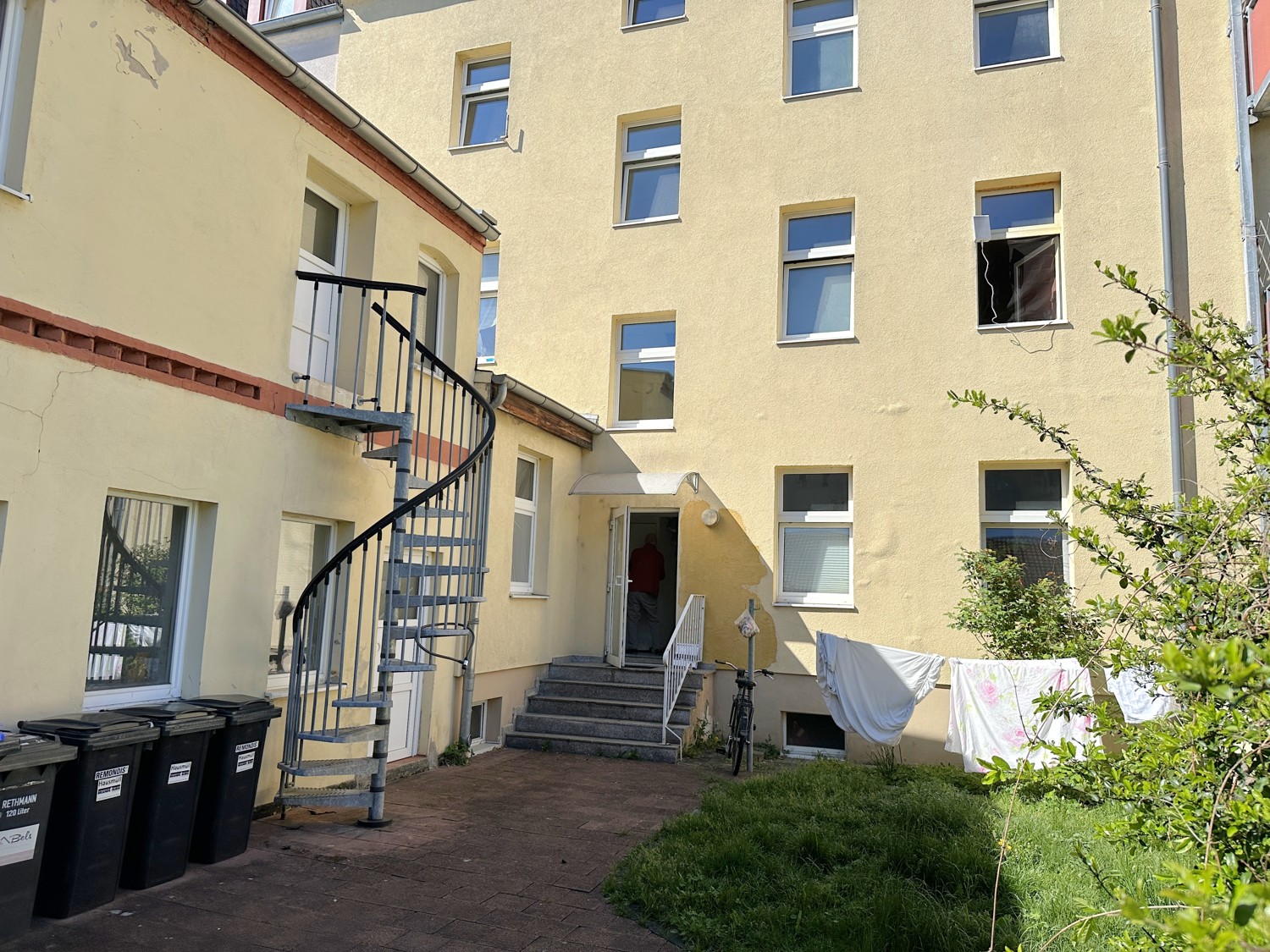Zwei vollvermietete Mehrfamilienhäuser – attraktives Anlagepaket in der Bahnhofsvorstadt