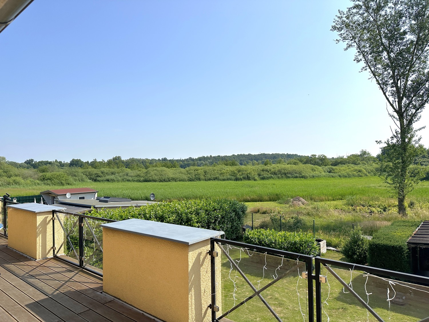 Balkon mit Seeblick