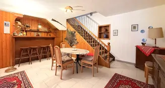 von_poll_real_estate_property_25165045_image_15