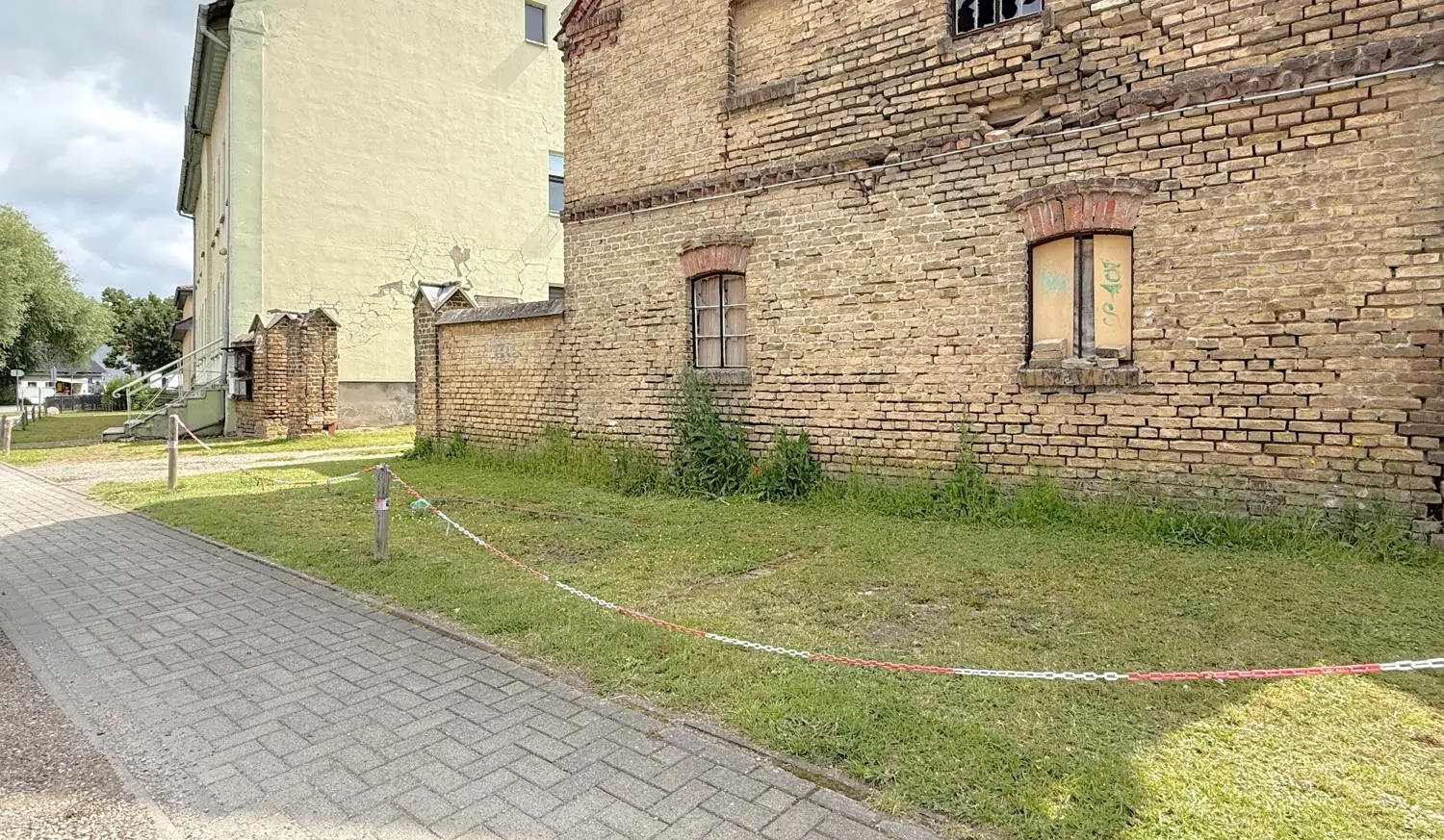 gepflegter Vorgarten