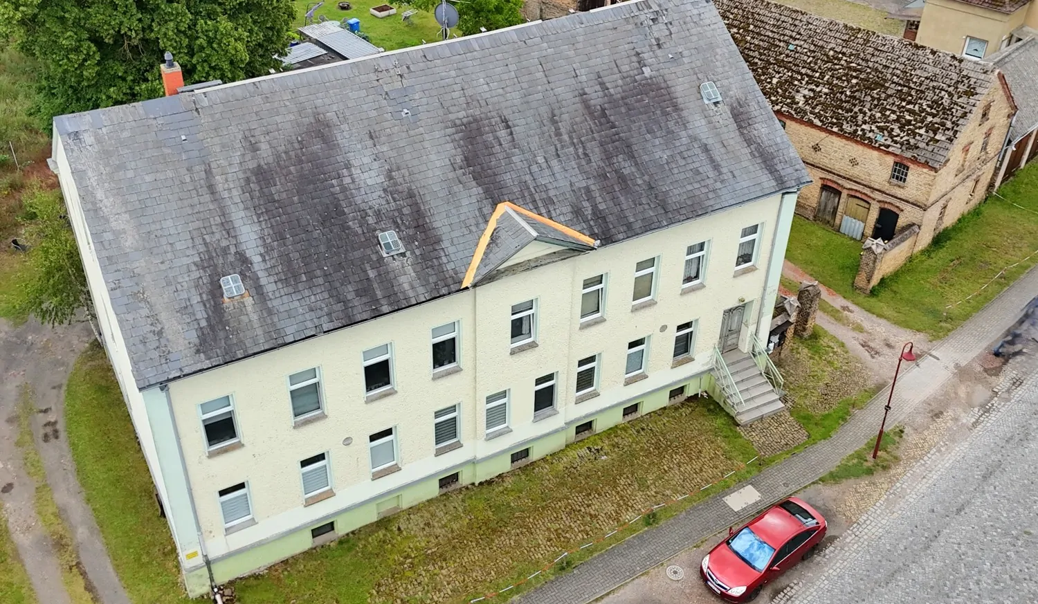 Mehrfamilienhaus mit 6 Wohneinheiten