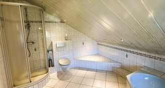von_poll_real_estate_property_25165039_image_14