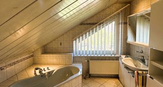 von_poll_real_estate_property_25165039_image_13