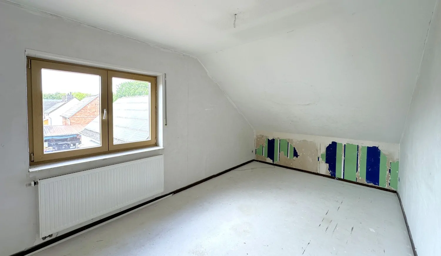 zweites Kinderzimmer im Dachgeschoss