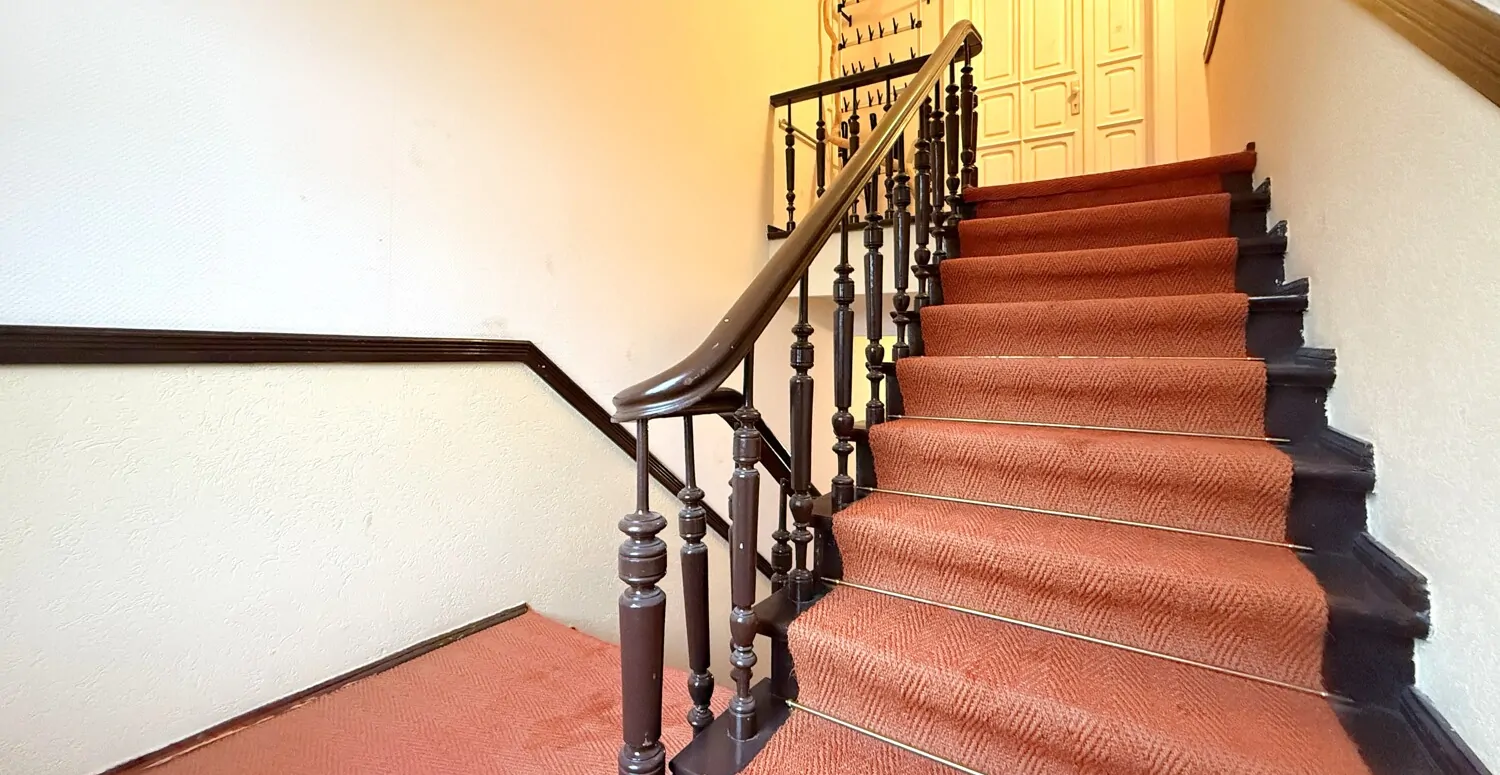 gepflegtes Treppenhaus