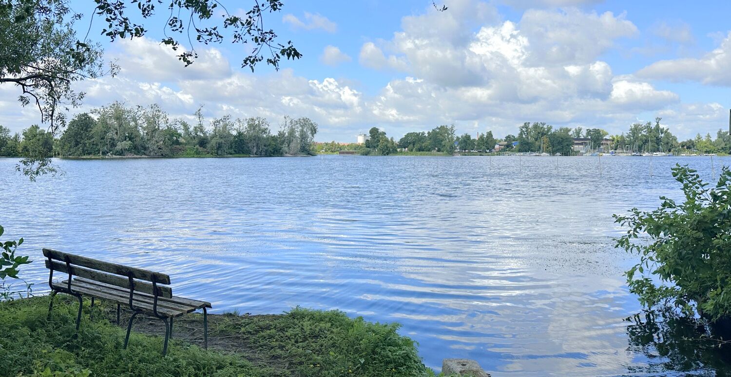 Badestelle am Ufer